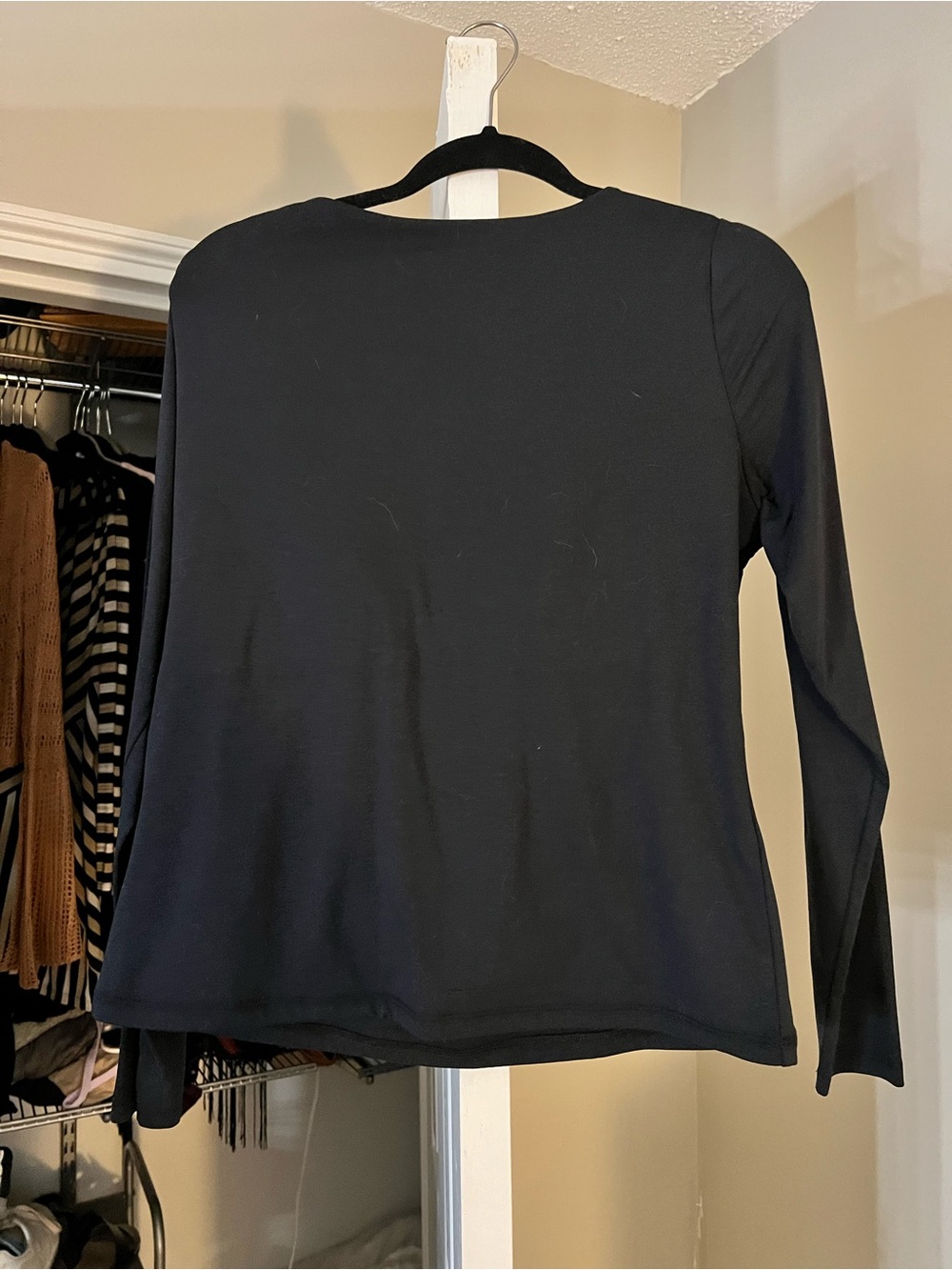 Abercrombie & Fitch Black Long Sleeve Tee